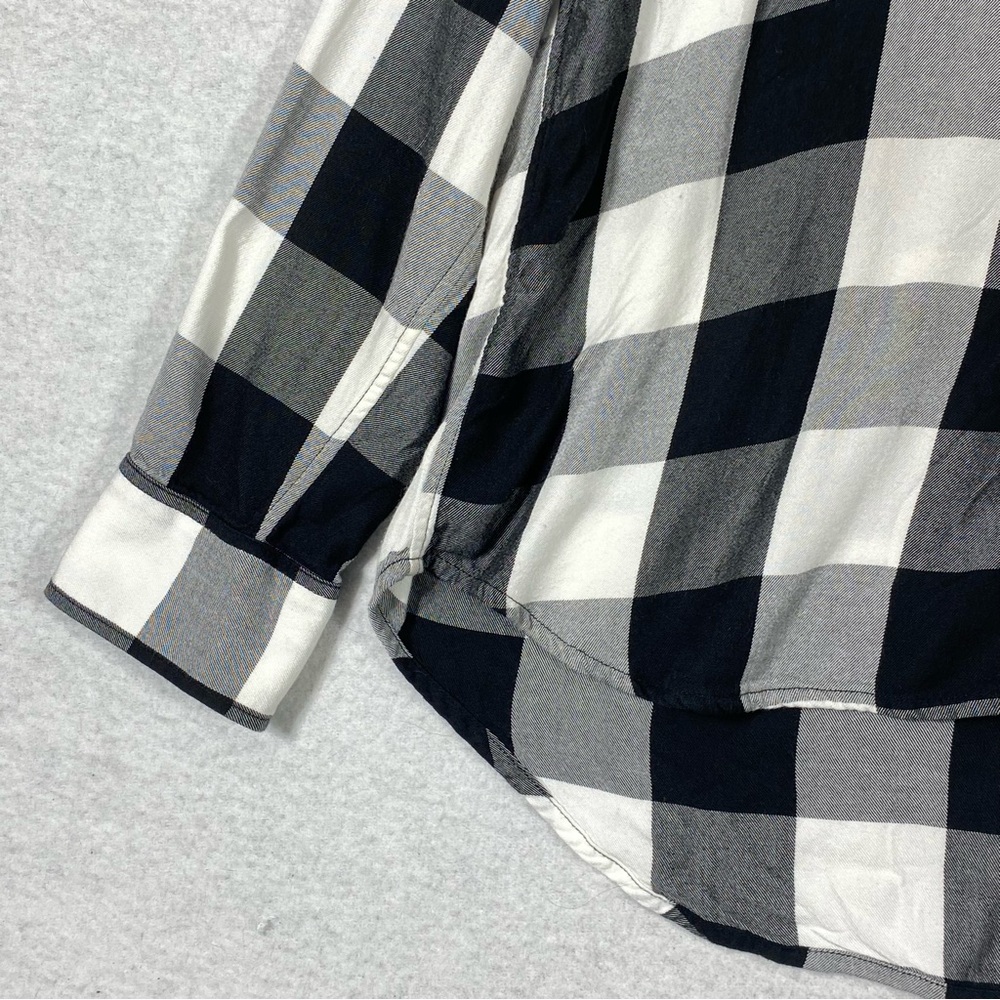 Levis Boyfriend Flannel Shirt Women's L Black White Plaid Button Up Casual Top - Picture 5 of 16